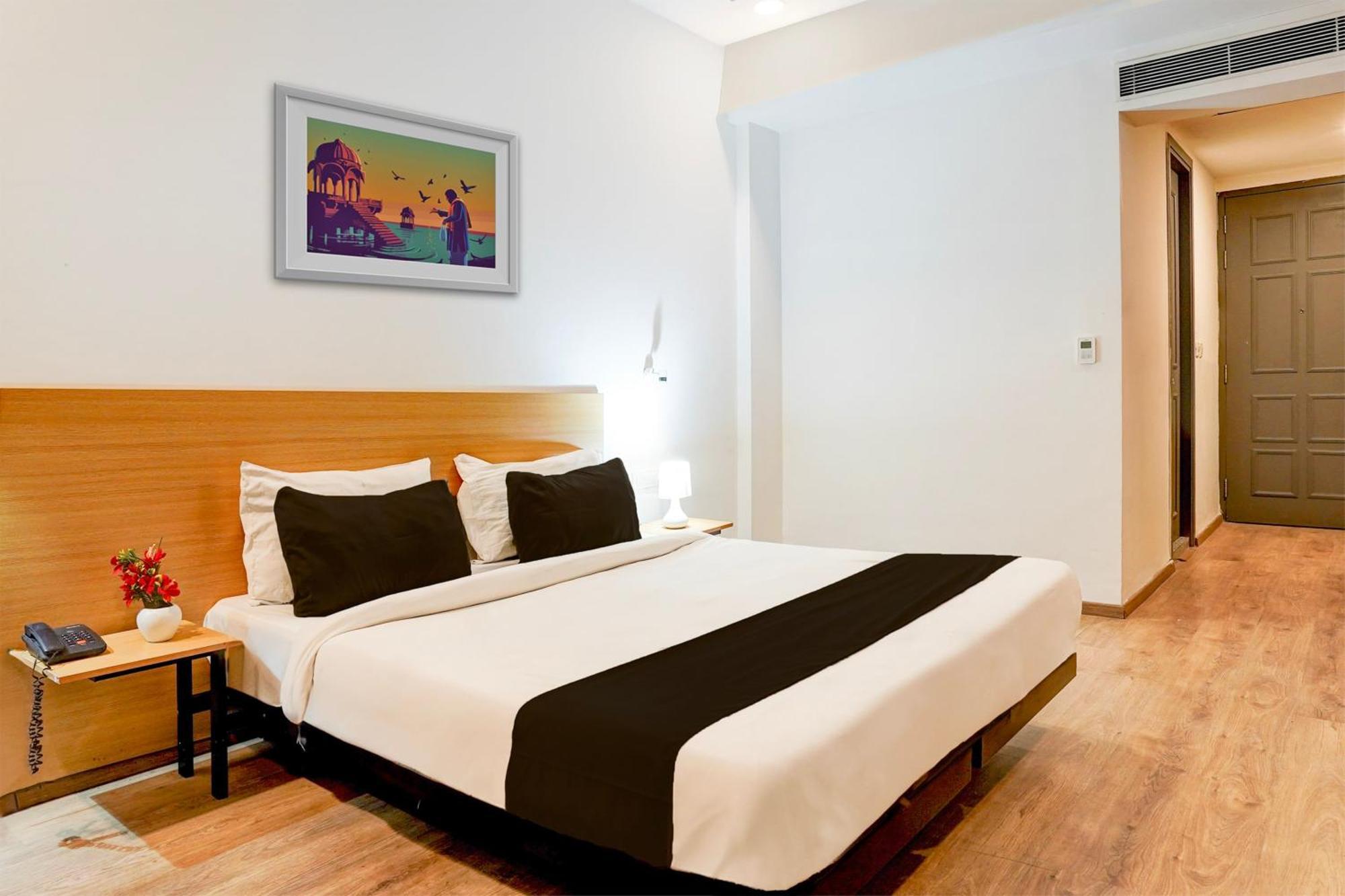 Super Townhouse Gomti Nagar Matiyari Otel Chinhat Dış mekan fotoğraf