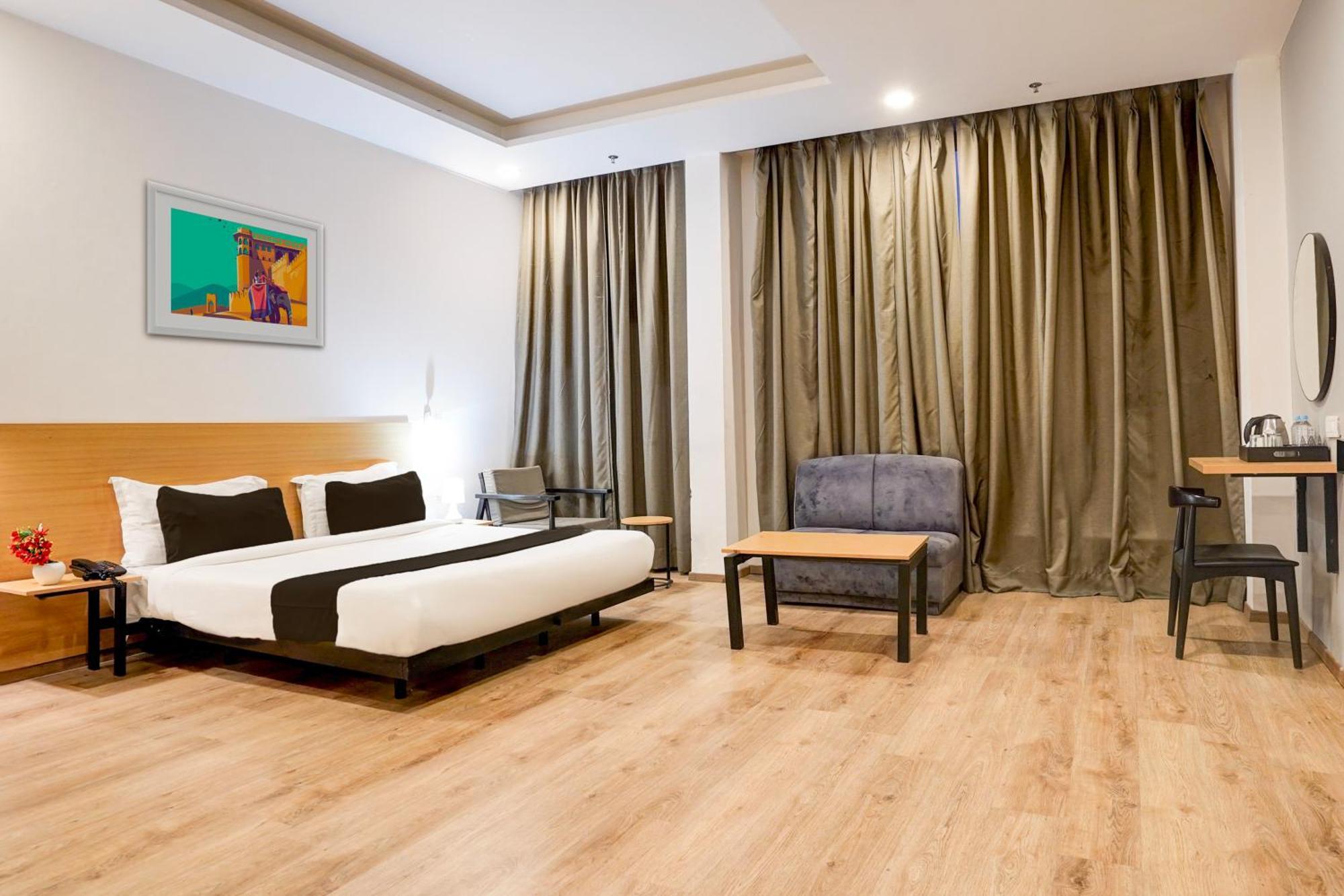 Super Townhouse Gomti Nagar Matiyari Otel Chinhat Dış mekan fotoğraf