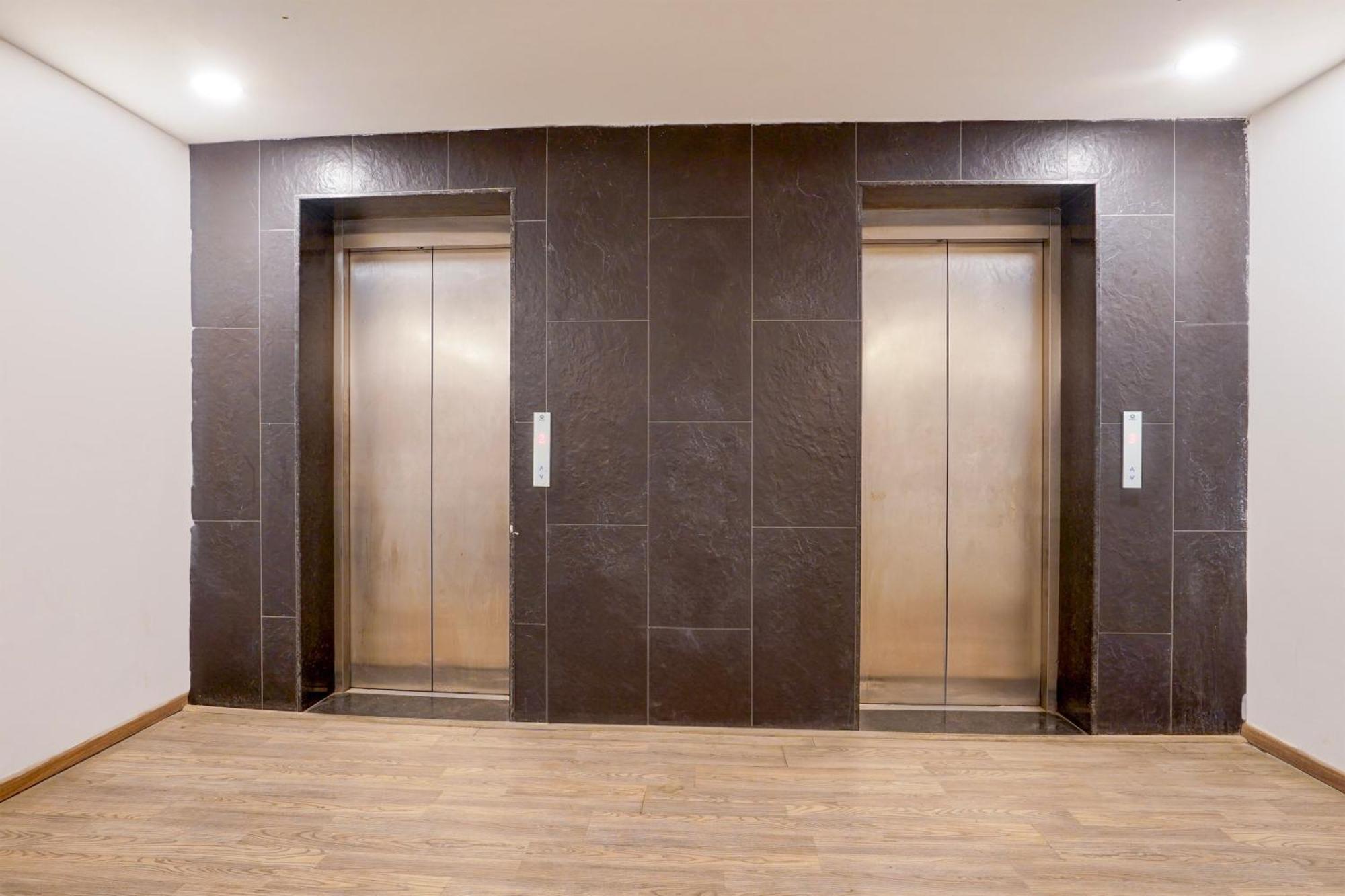 Super Townhouse Gomti Nagar Matiyari Otel Chinhat Dış mekan fotoğraf